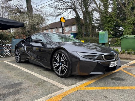 2020 BMW i8 - thumbnail 4