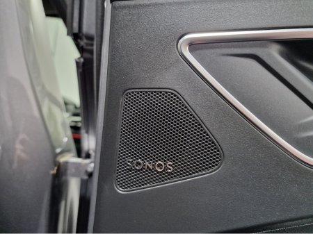 2024 Audi Q4 e-tron 45 S LINE (TECH PACK / 82KWH BATTERY) 282BHP AUTOMATIC **ONE OWNER / APPLE CARPLAY / ADAPTIVE CRUISE CONTROL / FULL LEATHER / SONOS PREMIUM SOUND / SAT NAV / REVERSE CAMERA / WIRELESS PHONE CHARGING** €43,900 thumbnail