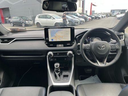 2025 Toyota Rav4 - thumbnail 8