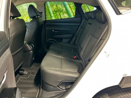 2024 Hyundai Tucson Tucson FL Executive PLUS HEV Auto thumbnail