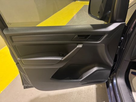 2020 Volkswagen Caddy - thumbnail 29