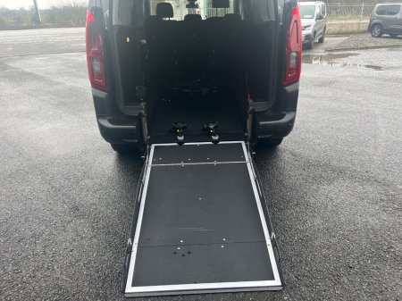 2024 Citroen Berlingo - thumbnail 9