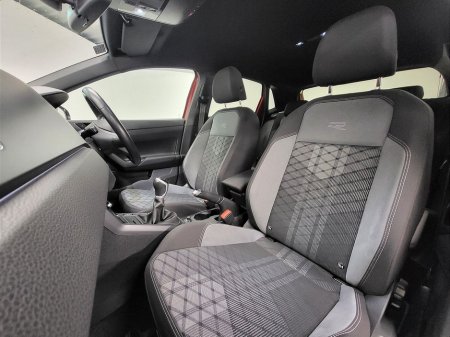 2023 Volkswagen Polo 1.0 TSI 95HP R-Line €21,975 thumbnail