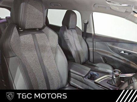 2019 Peugeot 5008 - thumbnail 17