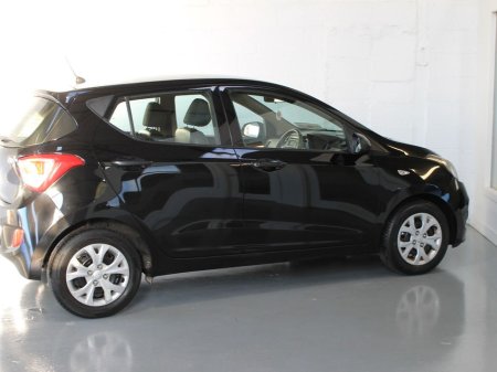 2016 Hyundai i10 Classic 4DR €7,750 thumbnail