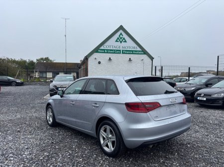 2014 Audi A3 - view 4