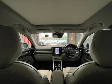 2020 Volvo XC40 - thumbnail 18