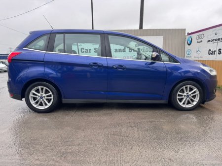 2016 Ford Grand C-Max 1.5 TDCI ZETEC 120 120PS 5DR €8,999 thumbnail