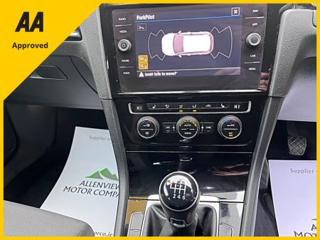 2019 Volkswagen Golf - thumbnail 22