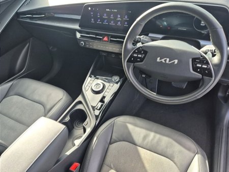 2023 Kia Niro - thumbnail 9