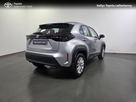 2022 Toyota Yaris Cross YARIS CROSS LUNA - #170 €24,495 thumbnail