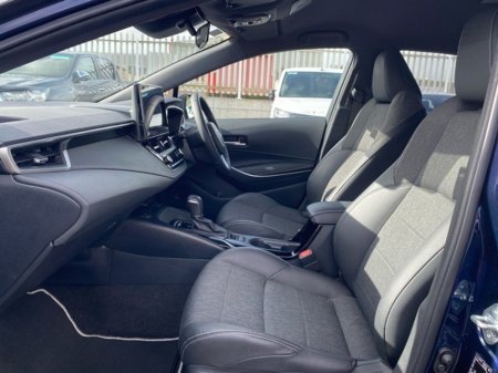 2025 Toyota Corolla - thumbnail 6