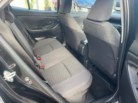 2023 Toyota Yaris Cross 1.5 Hybrid CVT Luna €25,950 thumbnail