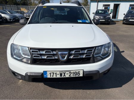2017 Dacia Duster - thumbnail 3