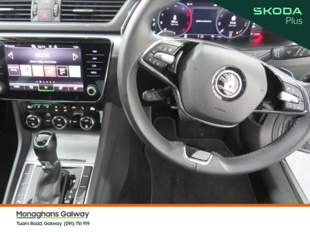 2023 Skoda Superb AMBITION 2.0 TDI 150HP DSG 5DR €32,950 thumbnail