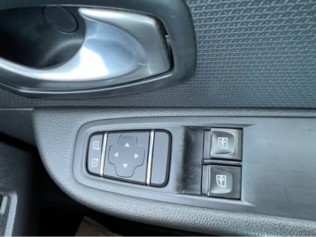 2018 Renault Clio IV DYNAMIQUE NAV 1.2 PETR 4DR €10,450 thumbnail