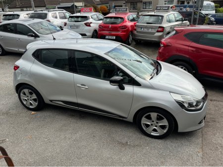 2016 Renault Clio Ideal starter car €9,700