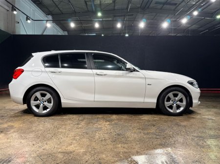 2018 BMW 1 Series 1.5 AUTOMATIC - ALLOY WHEELS - MULTI FUNCTION STEERING WHEEL - CRUISE CONTROL - ELECTRIC WINDOWS - ELECTRIC ADJUSTABLE SEATS - HEATING / AC CONTROLS - €19,950 thumbnail
