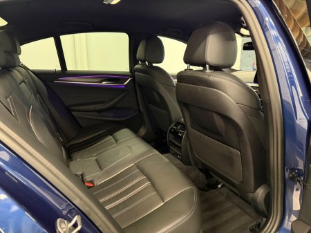 2022 BMW 5 Series - thumbnail 9