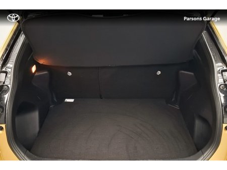 2024 Toyota Yaris Cross CROSS LUNA SPORT 4DR AUTO €30,995 thumbnail