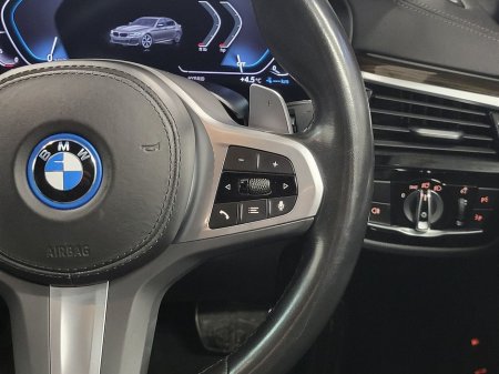 2023 BMW 5 Series - thumbnail 18