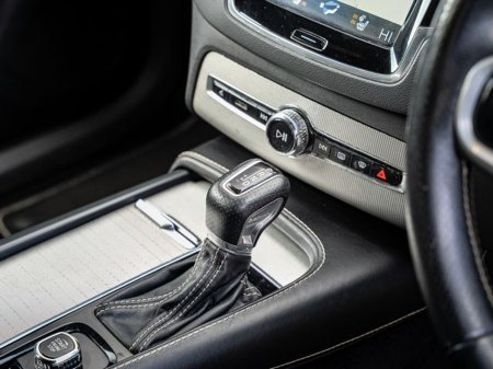 2019 Volvo XC90 - thumbnail 8