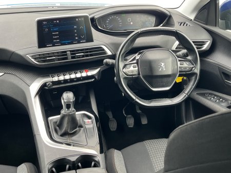 2018 Peugeot 3008 - thumbnail 15