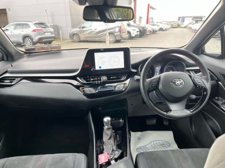 2022 Toyota C-HR - thumbnail 8