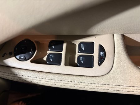 2010 Jaguar X-Type - thumbnail 10