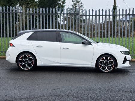 2024 Opel Astra - view 3