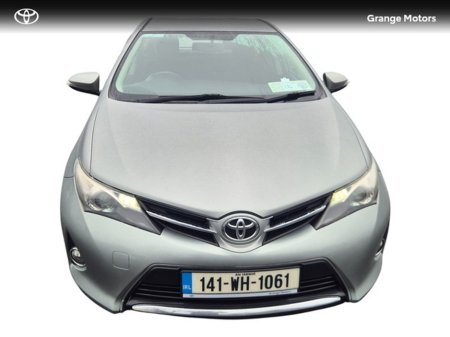 2014 Toyota Auris - thumbnail 4