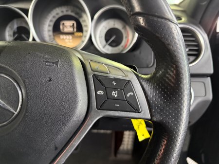 2012 Mercedes-Benz C Class - thumbnail 22