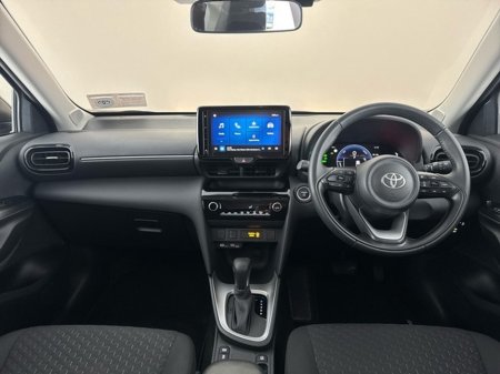 2024 Toyota Yaris Cross HYBRID LUNA €28,950 thumbnail