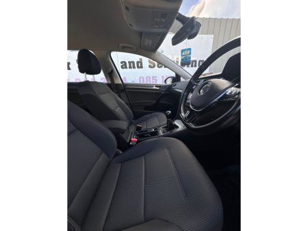 2017 Volkswagen Golf - thumbnail 13