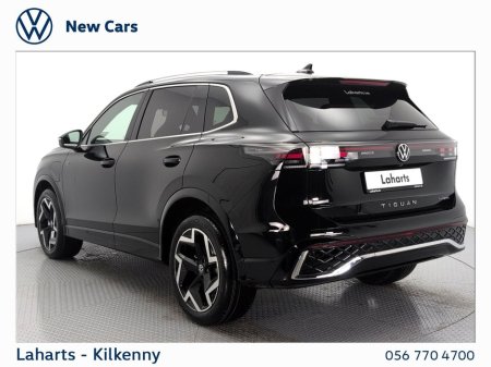 2026 Volkswagen Tiguan R-LINE 75 1.5TSI 204HP DSG PHEV €59,474 thumbnail