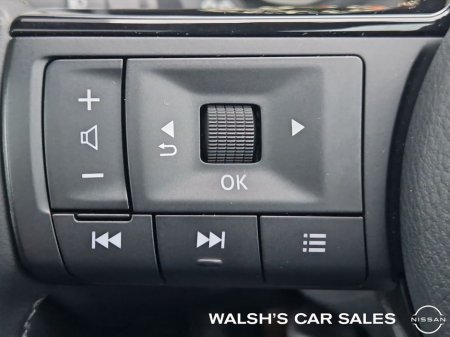 2022 Nissan Qashqai 1.3 HYB SV + Glass Roof Pack €25,950 thumbnail