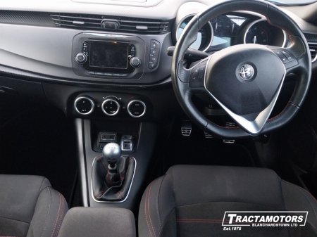 2018 Alfa Romeo Giulietta 1.6 JTD 120HP SUPER SPORT 4DR €14,999