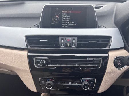 2017 BMW X1 - thumbnail 6