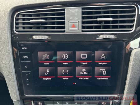 2018 Volkswagen Golf - thumbnail 17