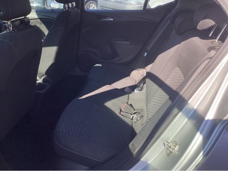 2017 Opel Astra - thumbnail 14