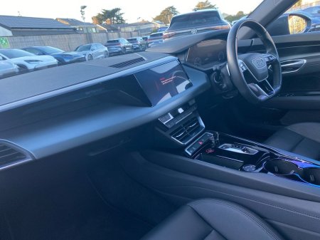 2022 Audi e-tron - thumbnail 12