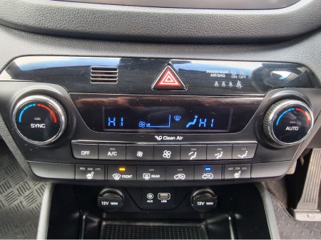 2017 Hyundai Tucson - thumbnail 25