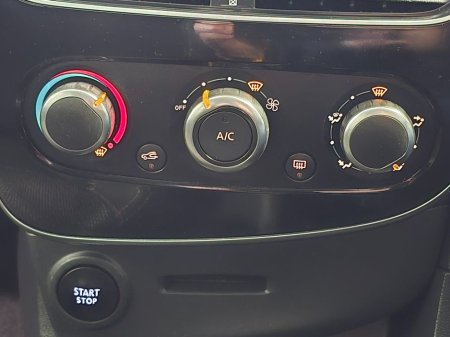 2018 Renault Clio Dynamique NAV 1.2 Petr 4DR thumbnail