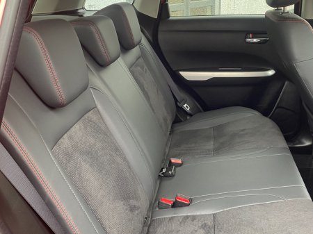 2018 Suzuki Vitara - thumbnail 9