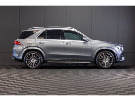 2022 Mercedes-Benz GLE Class GLE 350 de 4MATIC AMG Line €61,950 thumbnail