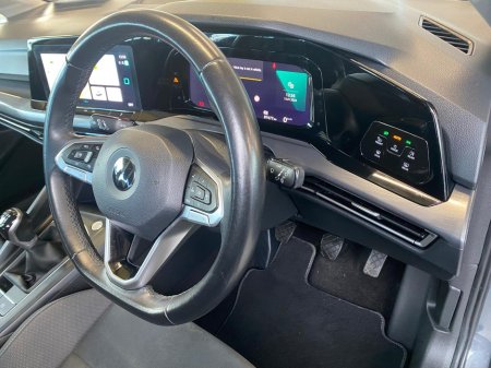 2021 Volkswagen Golf STYLE 2.0 TDI 115HP 5DR thumbnail