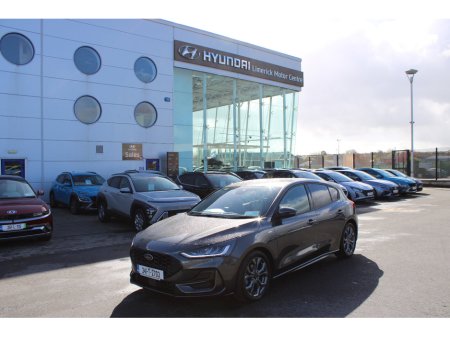 2024 Ford Focus - thumbnail 1