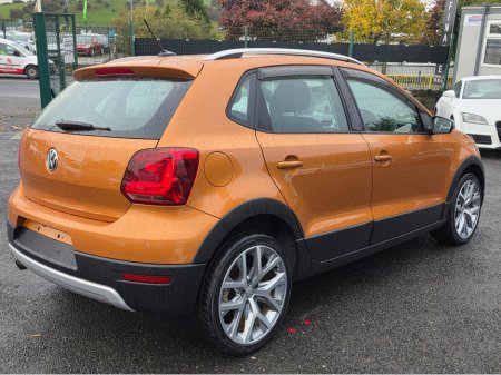 2015 Volkswagen Polo CROSS ( 152 REG ) 1.2 TSI HIGHLINE  CROSS EDITION / PARKING SENSORS / CLIMATE CONTROL // ONLY 58,060KLMs / SIMI DEALER // €11,950 thumbnail