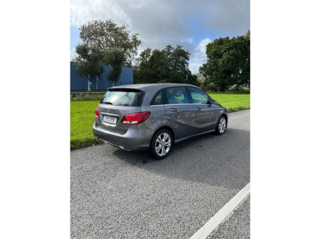 2017 Mercedes-Benz B Class 160 D URBAN 5DR AUTO €16,750 thumbnail