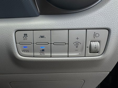 2019 Hyundai Kona KAUAI ELECTRIC 5DR AUTO €16,950 thumbnail